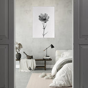 Black & White Flower Print – Minimalist Botanical Wall Art
